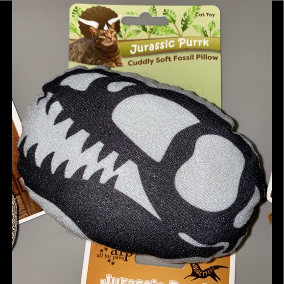 Jurassic Purrk KitNip Box Toys! - Picture 3 of 5